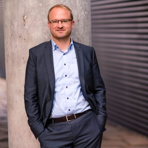 Dr. Tobias Weissbach